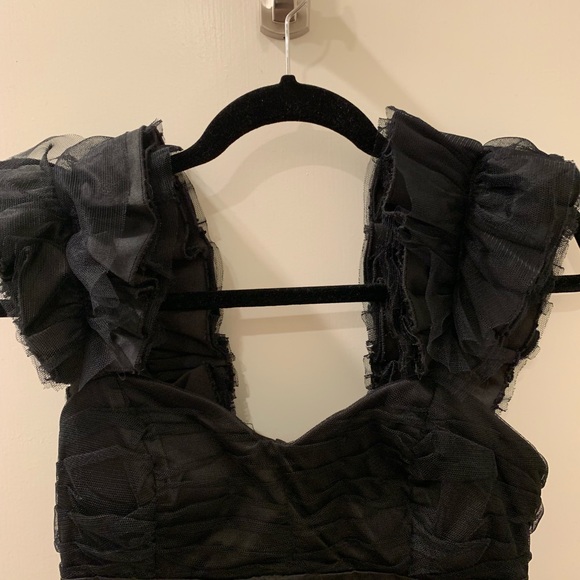 Black dress - Picture 6 of 6